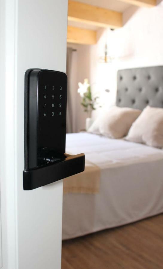 Hotel Boutique Ses 5 Claus 休达德亚 外观 照片